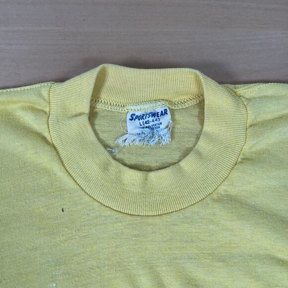 Vintage 70s yellow tshirt o'dea roadrunner tag size large - Picture 4 of 10